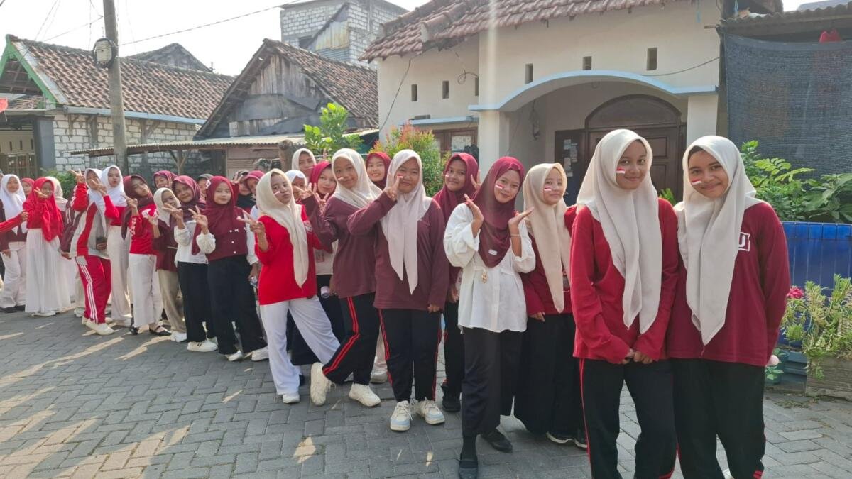 Jalan Sehat Jadi Puncak Gebyar HUT ke-81 RI Spem Eight di Benjeng