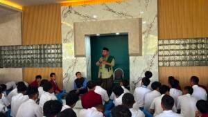 Kajian Maulid Nabi, SMA Muhammadiyah 3 Jember Ajak Siswa Teladani Rasulullah