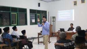 Kajian Santri Internasional: Menggali Warisan Ilmuwan Muslim, Menyiapkan Santri Pembina Peradaban