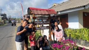 KKN 122 UMM Revitalisasi Plang Ampelgading Tourism Village, Perkuat Identitas Desa Wisata