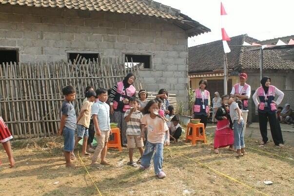 KKN MAs Kelompok 101 Jadi Volunteer Lomba HUT RI di RT 17 Wiyurejo