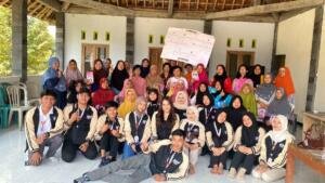 KKN P 33 Umsida Hidupkan Potensi Toga, Dukung Kesehatan Lansia Desa Jarak