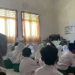 KKN STAIM Kelompok 1 Edukasi Anti-Bullying di MI Guppi Telogorejo