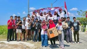 KKN Tematik Kelompok 22 UMG Kolaborasi dengan Warga Dusun Ngering Gelar Jalan Sehat