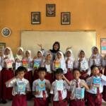KKN UMG Kenalkan Damar Kurung kepada Siswa SDN Banyulegi Mojokerto
