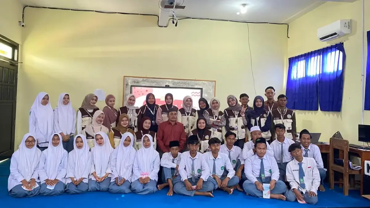KKN Umla Kelompok 20 Edukasi HIV dan AIDS kepada Siswa SMA Nusantara 2