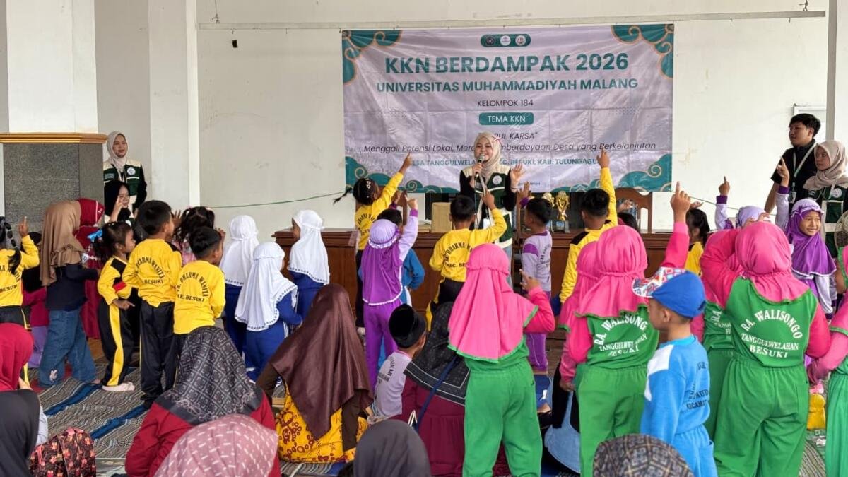 Satu lembar, Seribu Imajinasi! KKN 184 UMM Merihakan Kemerdekaan Lewat Merdeka Colorverse