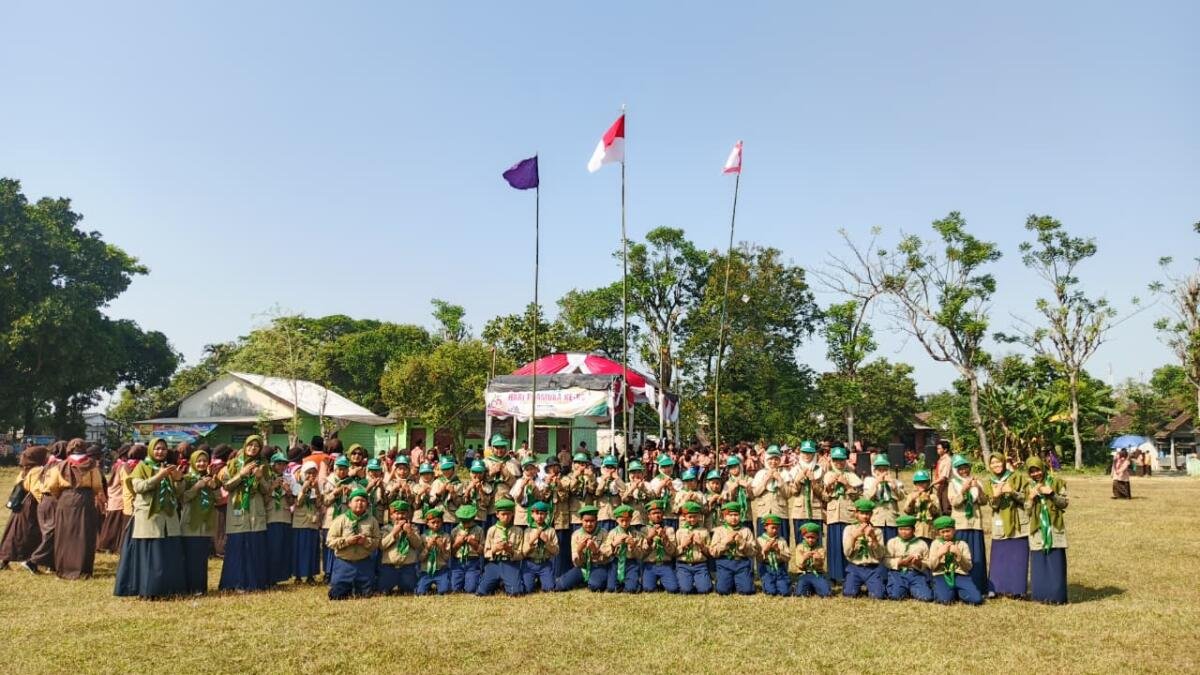 HW SD Aisyiyah 1 Plemahan Turut Semarakkan Apel Hari Pramuka ke-65 Kwarran Plemahan