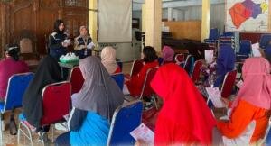 Yogurt Desa: KKN MAs Kelompok 21 Kenalkan Olahan Susu Sapi Bernilai Tambah di Desa Pait
