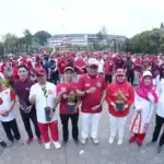 Ratusan Bibit Dibagikan, Sampah Dipungut, UMM Rayakan Kemerdekaan dengan Aksi Nyata