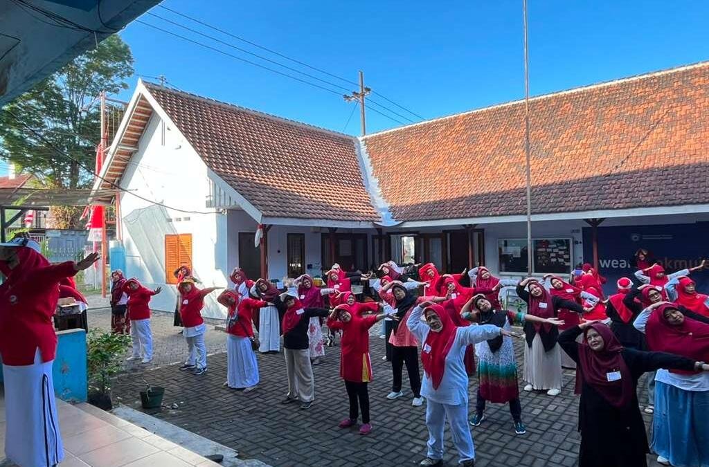 Semarak Triwulan PCA Patrang Jember: Diisi Senam Bersama, UMKM, Lomba, Pemeriksaan Kesehatan, hingga Penyuluhan Sampah