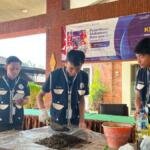 KKN P 46 Umsida Kenalkan Komposa kepada Warga Gondang