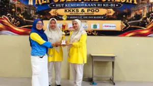 Dua Admin SDMM Juara 1 Ganda Putri Dragon Shoot Cup
