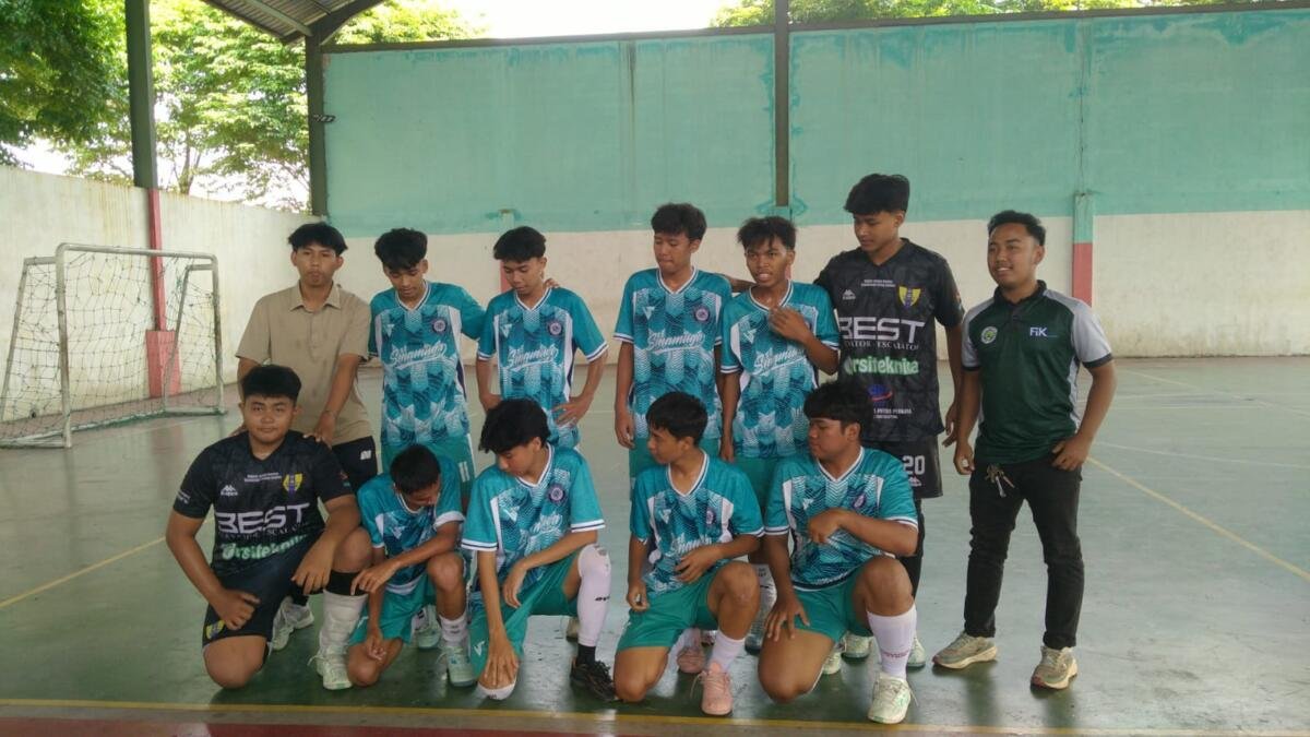 Tumbangkan SMK Trisakti 3-1, Smamuga FT Juara 1 Futsal HUT RI ke-81 Tulangan