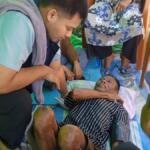 Saat Lansia Tak Mampu Beranjak, DMC RSML yang Datang Menghampiri