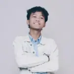 Pesta Kemerdekaan dan Sunyi Ruang Kelas yang Retak