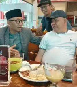 Secangkir Kopi, Sepiring Persahabatan