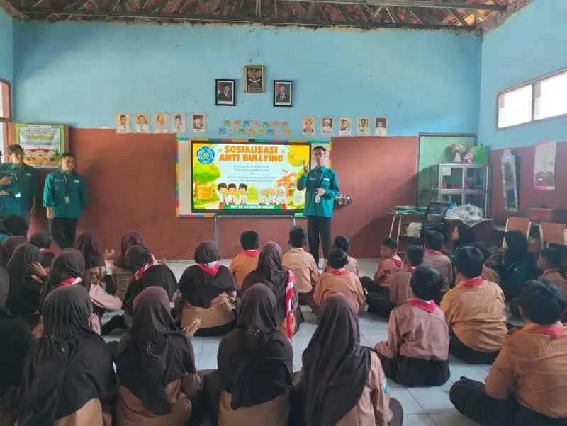 Bersama Melawan Bullying, KKN Tematik 26 Dadapkuning Edukasi Anti Bullying Siswa SDN 58 Gresik