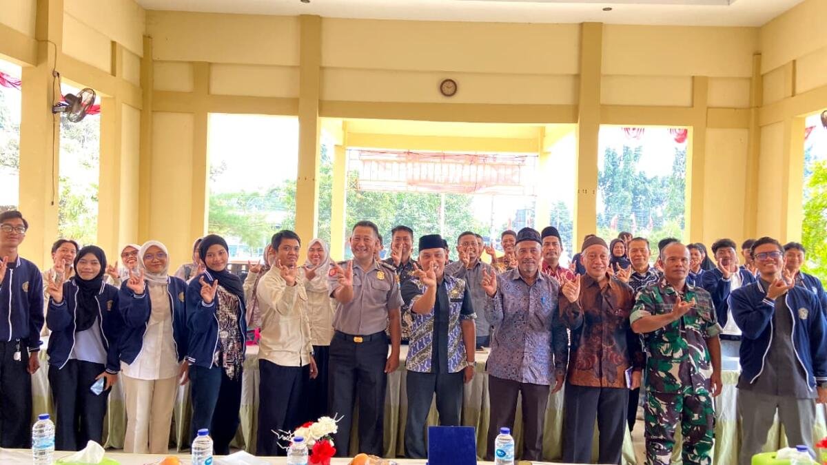 KKN Umla di Brondong Berakhir, Pengurus KDKMP Dapat Penguatan Kapasitas