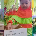 Tanamkan Kepedulian Sejak Dini, KB Aisyiyah 12 dan TK Aisyiyah 07 Padangbandung Galang Dana untuk Korban Bencana NTT