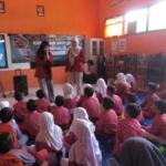 Bagikan Sikat Gigi Lucu, KKN P 19 Umsida Ajarkan Kesehatan Gigi pada Anak