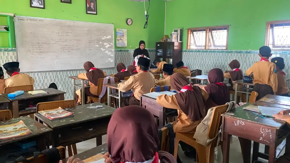 KKN MAS Kelompok 114 Ajak Siswa Belajar Bahasa Inggris Lewat Permainan