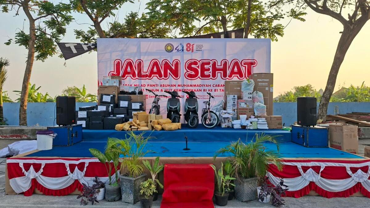 Hadiah Menggiurkan Warnai Jalan Sehat Al-Mizan, Dua Sepeda Listrik Jadi Primadona