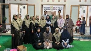 Wujud Toleransi dan Ukhuwah: KKN Mahasiswa STAIM Ponpes Karangasem Hadiri Majelis Sholawat Bersama Fatayat Desa Gampangsejati