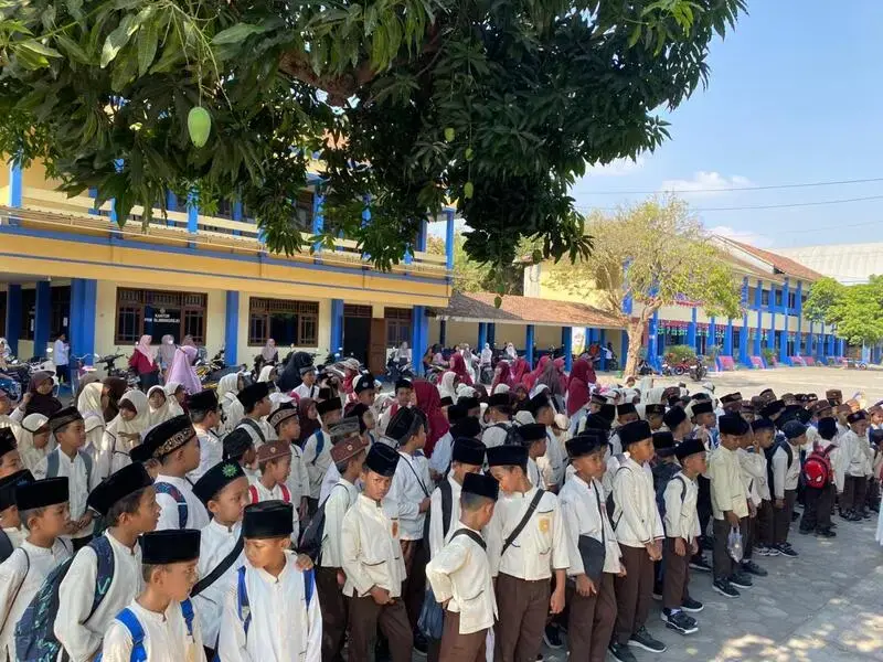 TPQ Aisyiyah Manafi’ul ‘Ulum Blimbingrejo Peringati Maulid Nabi Muhammad SAW dan HUT ke-81 RI