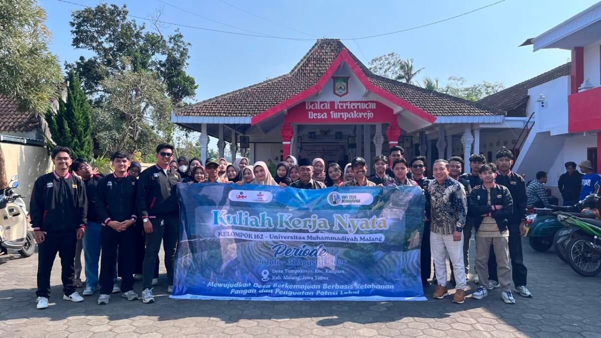 KKN UMM Kelompok 162 Olah Potensi Lokal Jadi Pestisida Nabati dan Pupuk Organik Cair