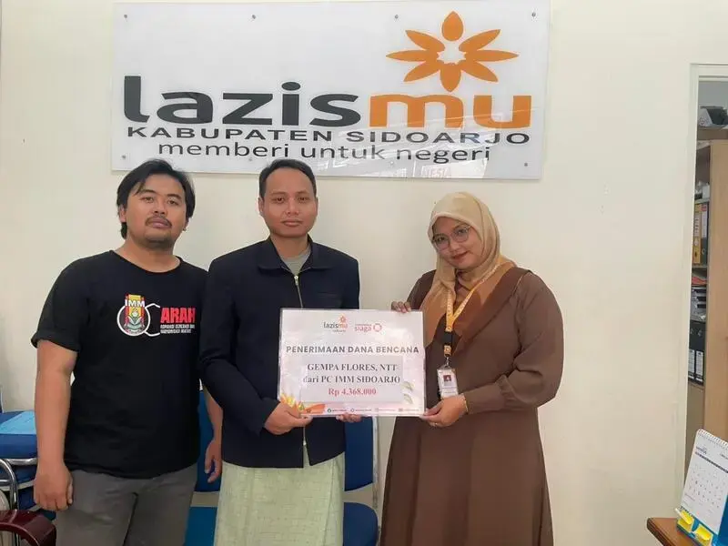 IMM Sidoarjo Salurkan Donasi Gempa Flores NTT melalui Lazismu