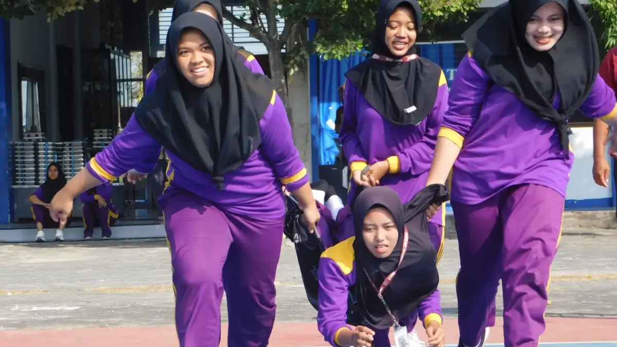 Lomba Superman Meriahkan HUT ke-81 RI di Smampat Sidayu