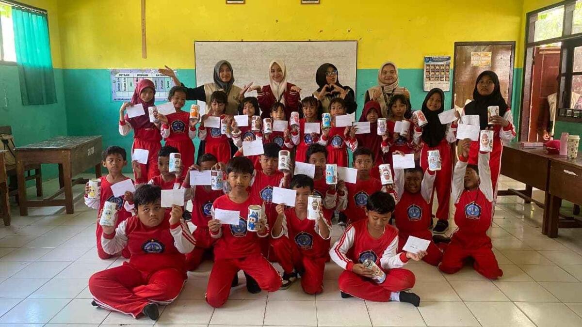 Mahasiswa KKN Ini Ajarkan Cerdas Finansial Berbasis Syariah kepada Siswa SD