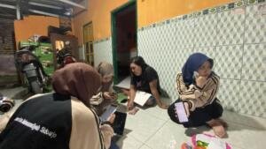 Mahasiswa KKN-T 25 Umsida Dampingi Tiga UMKM Gampingrowo Miliki NIB dan Google Business Profile