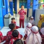 Menilik Little Diplomat Class 2 Firefly SD Muhammadiyah Manyar