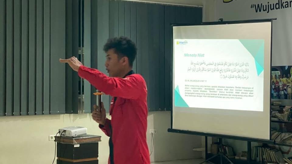 Midnight Motivation SMAM 10 GKB, Bekali Siswa Menata Niat dan Menyiapkan Masa Depan