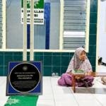 Musholla Putri PRA Kedurus Terima Prasasti Heritage Muhammadiyah, Jadi Pengingat Sejarah Dakwah dan Amal Saleh