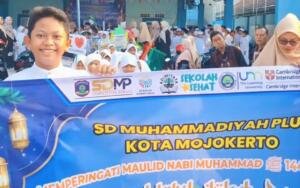 Pawai hingga Lomba Cerdas Cermat Meriahkan Maulid Nabi di SD Muhammadiyah Plus Mojokerto