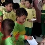 Peduli Bencana NTT, KB dan TK Aisyiyah 21 Benjeng Galang Donasi
