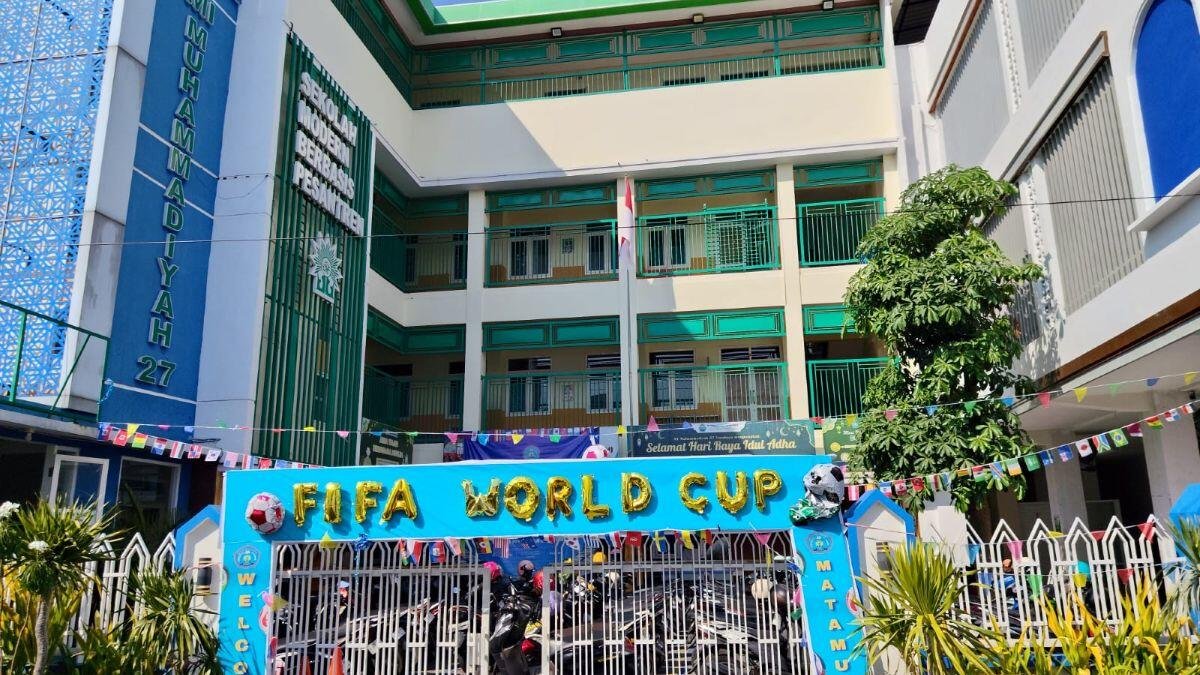Pendaftar Naik 100 Persen, MIM 27 Surabaya Sabet Peringkat Satu SPMB