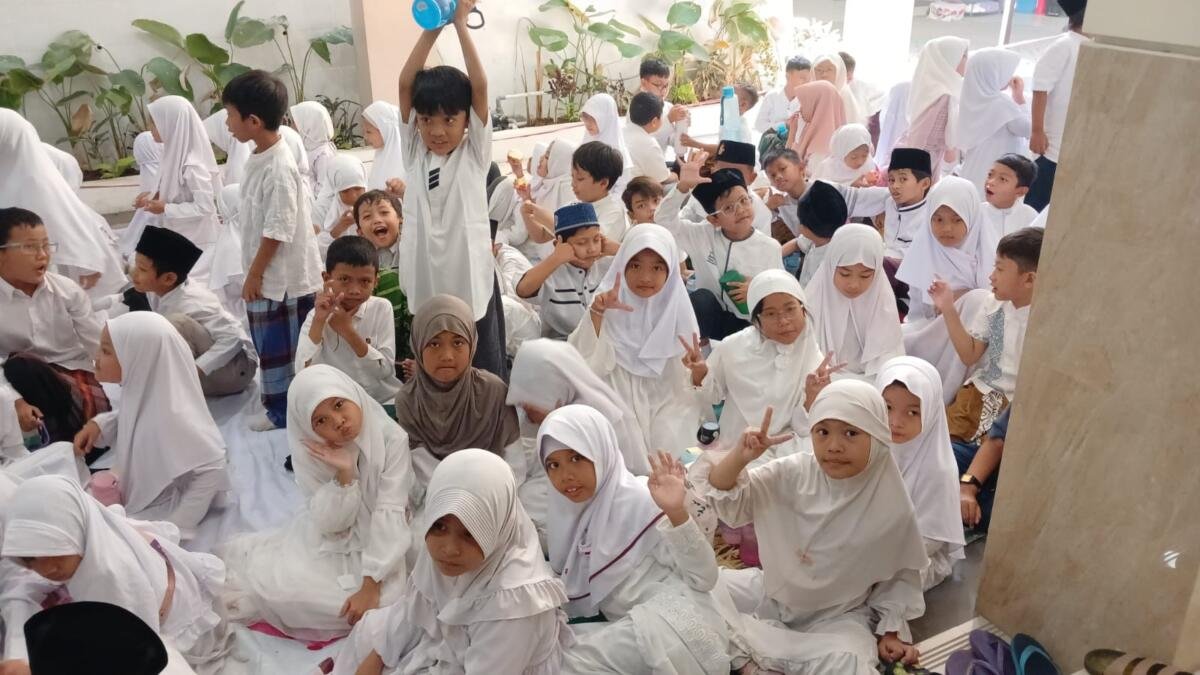 Peringati Maulid Nabi, SD Muhammadiyah 1 Krian Tanamkan Akhlak Rasulullah