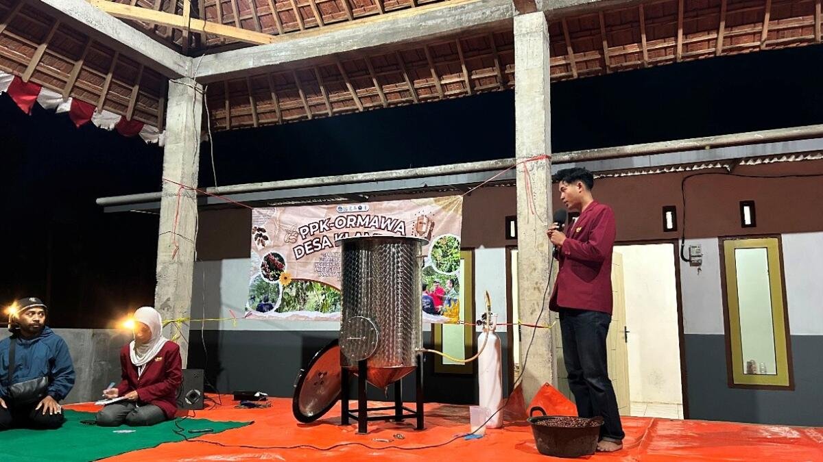PPK Ormawa BEM FPP UMM Kenalkan Smart Fermentor untuk Tingkatkan Mutu Kopi Desa Klampok