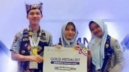 Produk Lokal dan Robot Stik Es Krim Bawa SMA Muha Genteng Raih Dua Medali ME Awards 2026