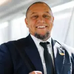 Roberto Carlos Buka Suara soal Kabar Dirinya Memeluk Islam