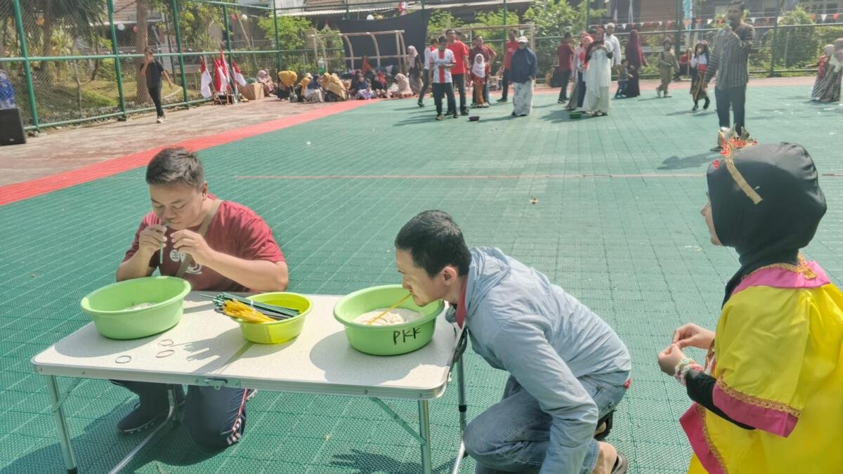 SD Muhammadiyah 24 Peringati HUT ke-81 RI dengan Drama Kolosal dan Lomba Wali Murid