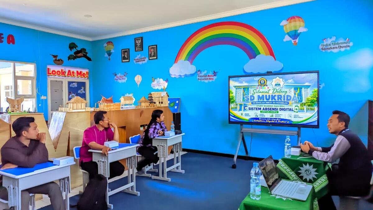 SD Muhdelta Bagikan Inovasi Absensi Digital kepada SD Mukrida