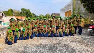 Semangat dan Sportivitas! SD Muhammadiyah 1 Sambeng Tampil Penuh Percaya Diri dalam Gerak Jalan Tingkat SD/MI Kecamatan Sambeng