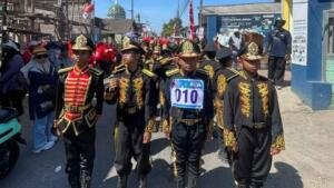 Mengikuti Antusiasnya Gerak Jalan Kecamatan Siswa SD Muhammadiyah 1 Krian