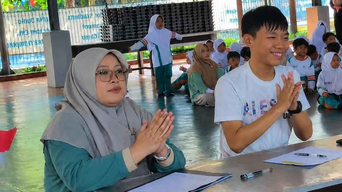 Sisi Lain Perayaan Kemerdekaan Mugeb Primary School dari Sudut Pandang Foreign Teacher