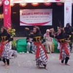 Siswa SMP Muhammadiyah 1 Babat Tampilkan Kreativitas dalam Bazar dan Pentas Seni